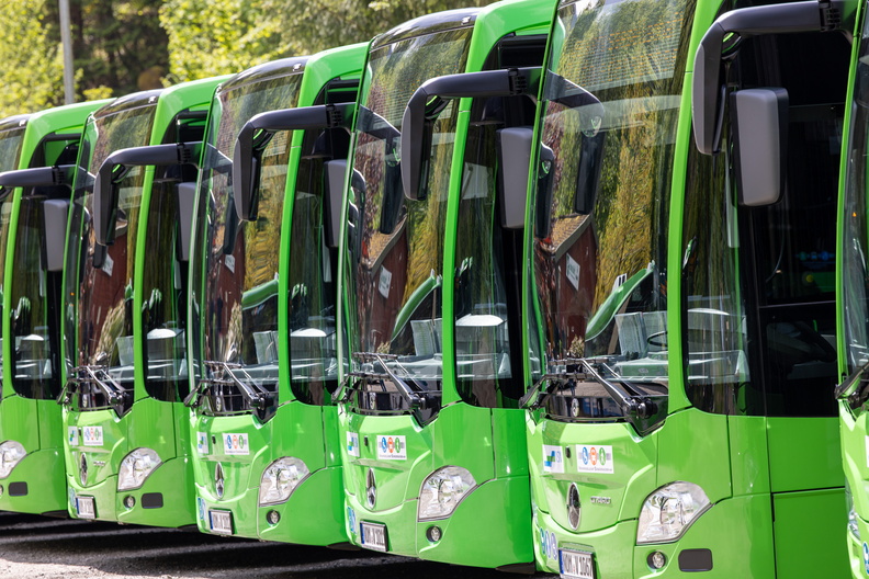 neue_busse_17_05_2025-1821-web.jpg