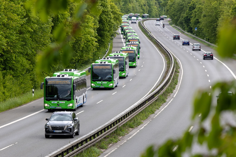 neue_busse_17_05_2025-2405-web.jpg